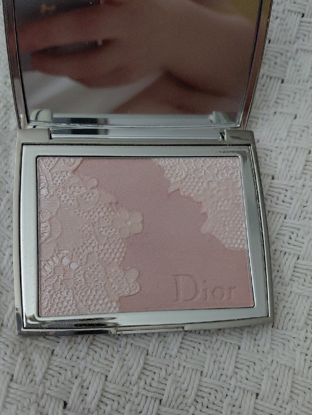 Dior Luminous Pink Highlighting Powder